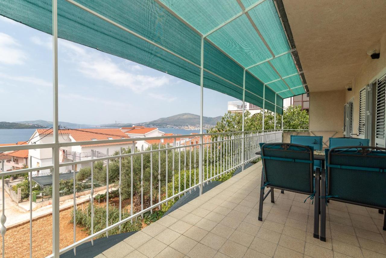 Apartments Fani Trogir Exterior photo