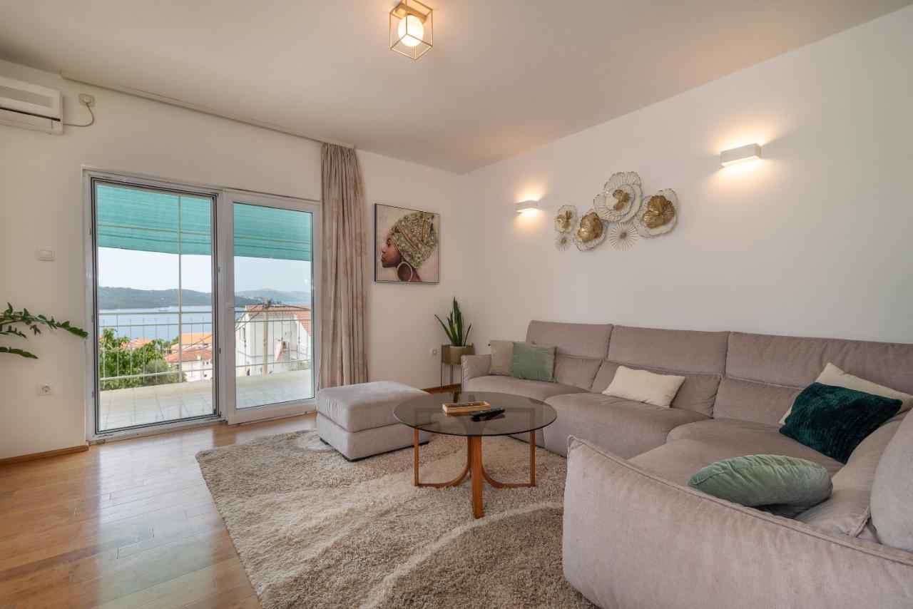 Apartments Fani Trogir Exterior photo
